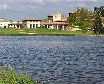 Chateau Du Monard Hotel 3*